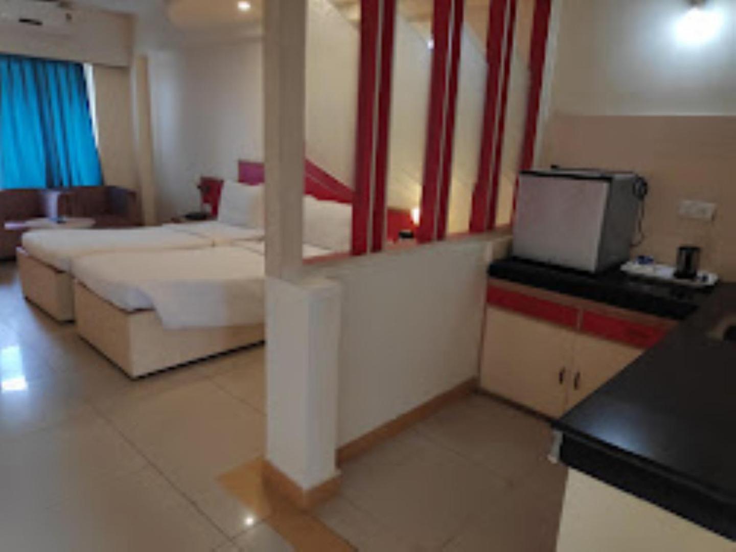 Blue Lily Beach Resort بوري المظهر الخارجي الصورة