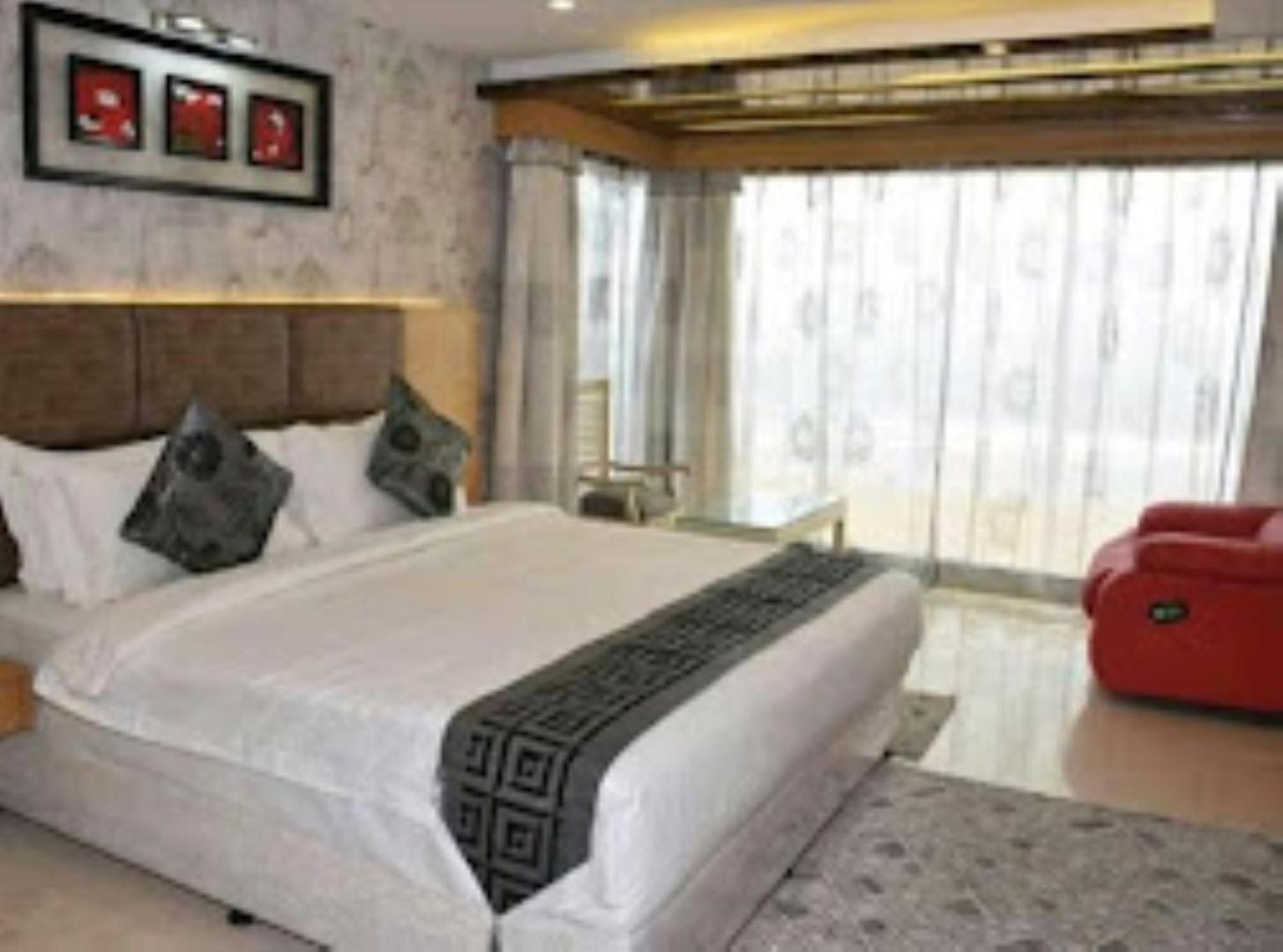 Blue Lily Beach Resort بوري المظهر الخارجي الصورة